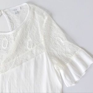 Luca Ivory Lace Accent Off White Lightweight Rayon Short Sleeves Top, NWOT, XS